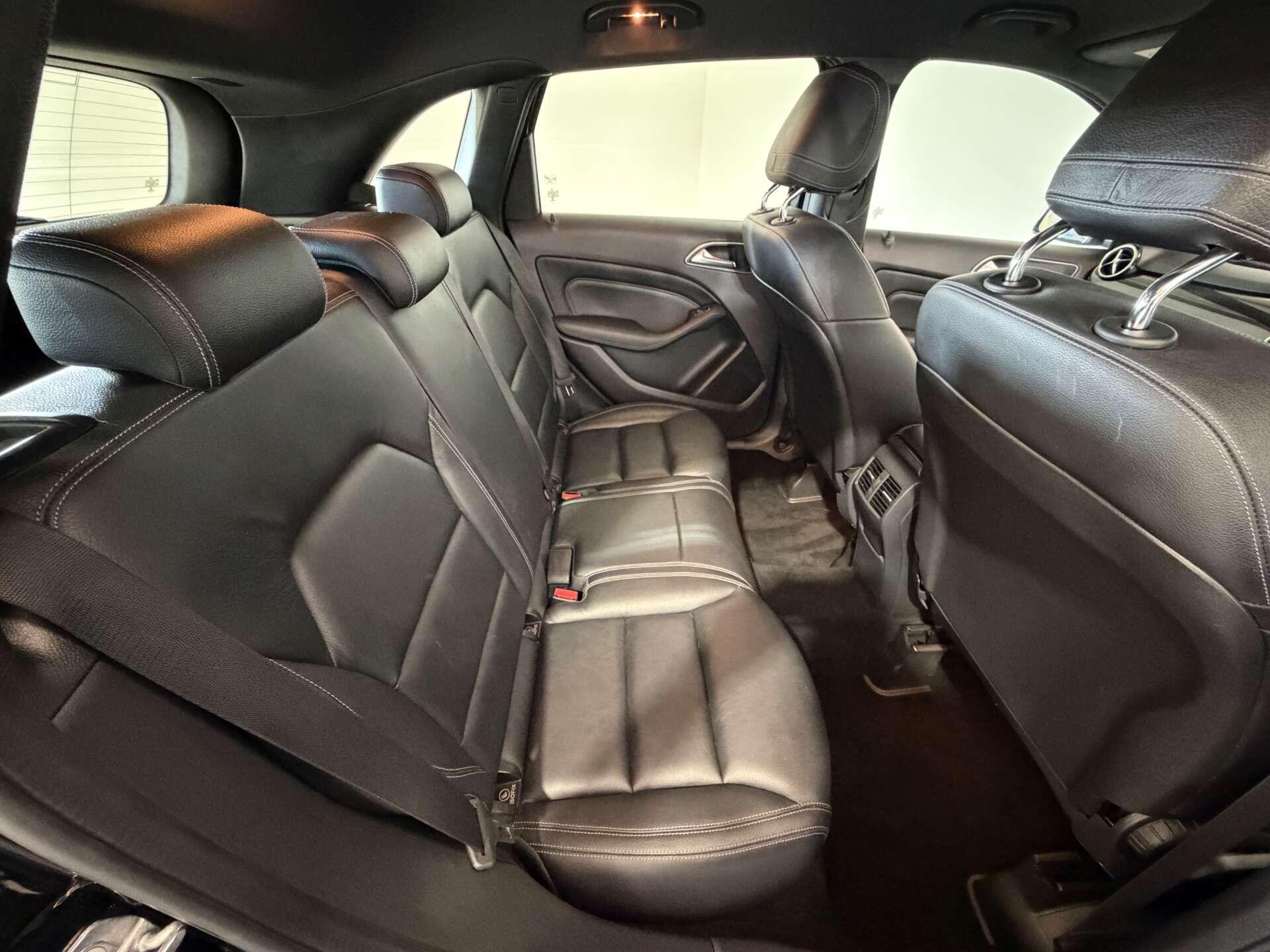 Mercedes-Benz B-Class view 50