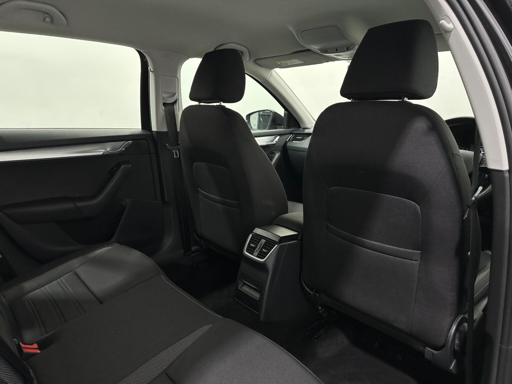 Skoda Octavia view 41
