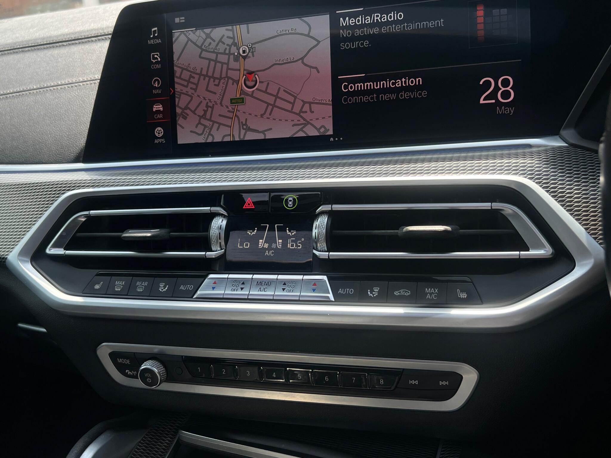 BMW X6 view 65