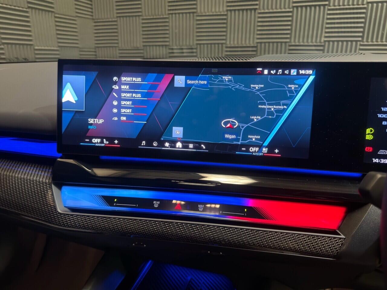 BMW M5 view 13