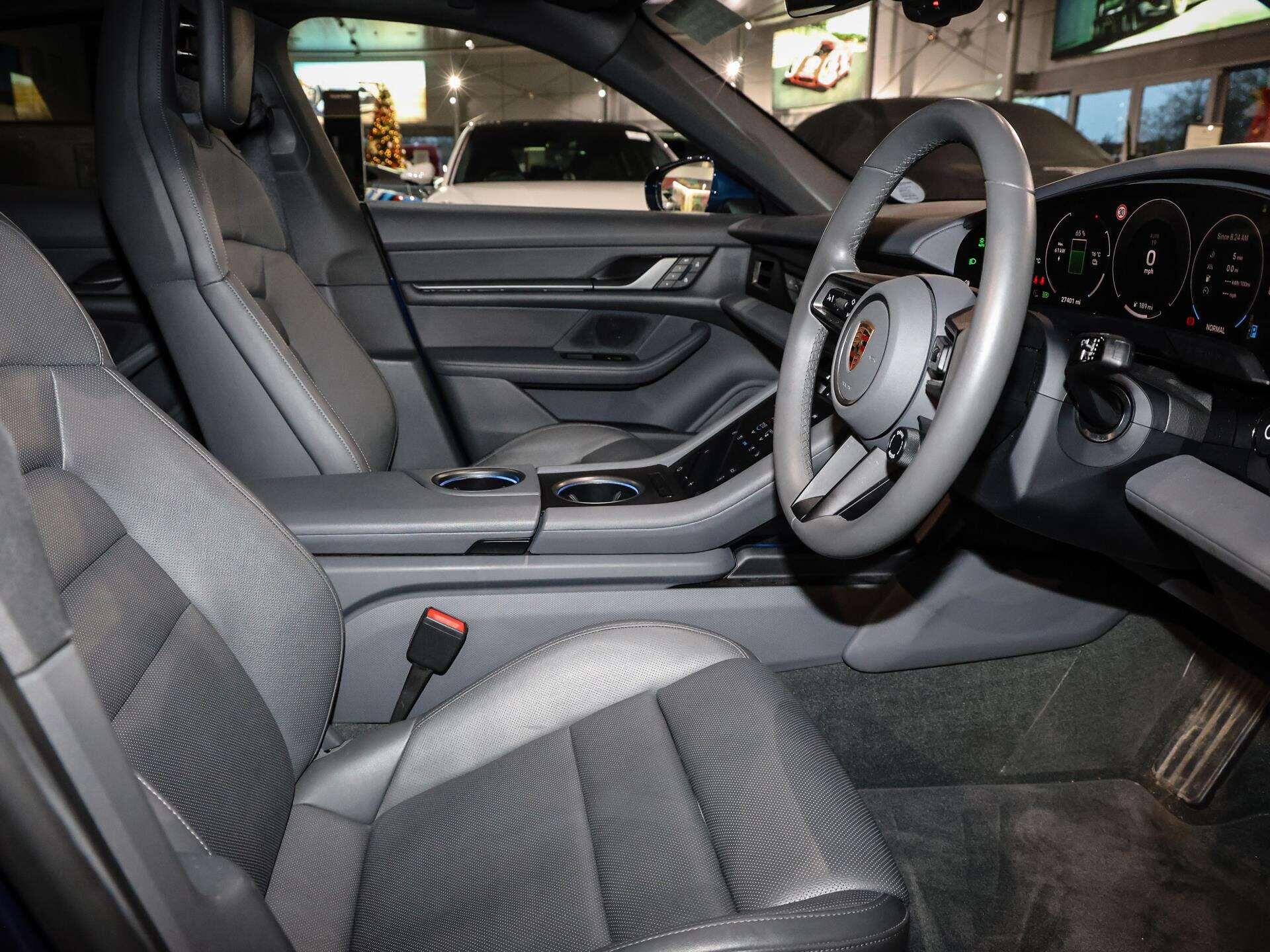 Porsche Taycan view 12