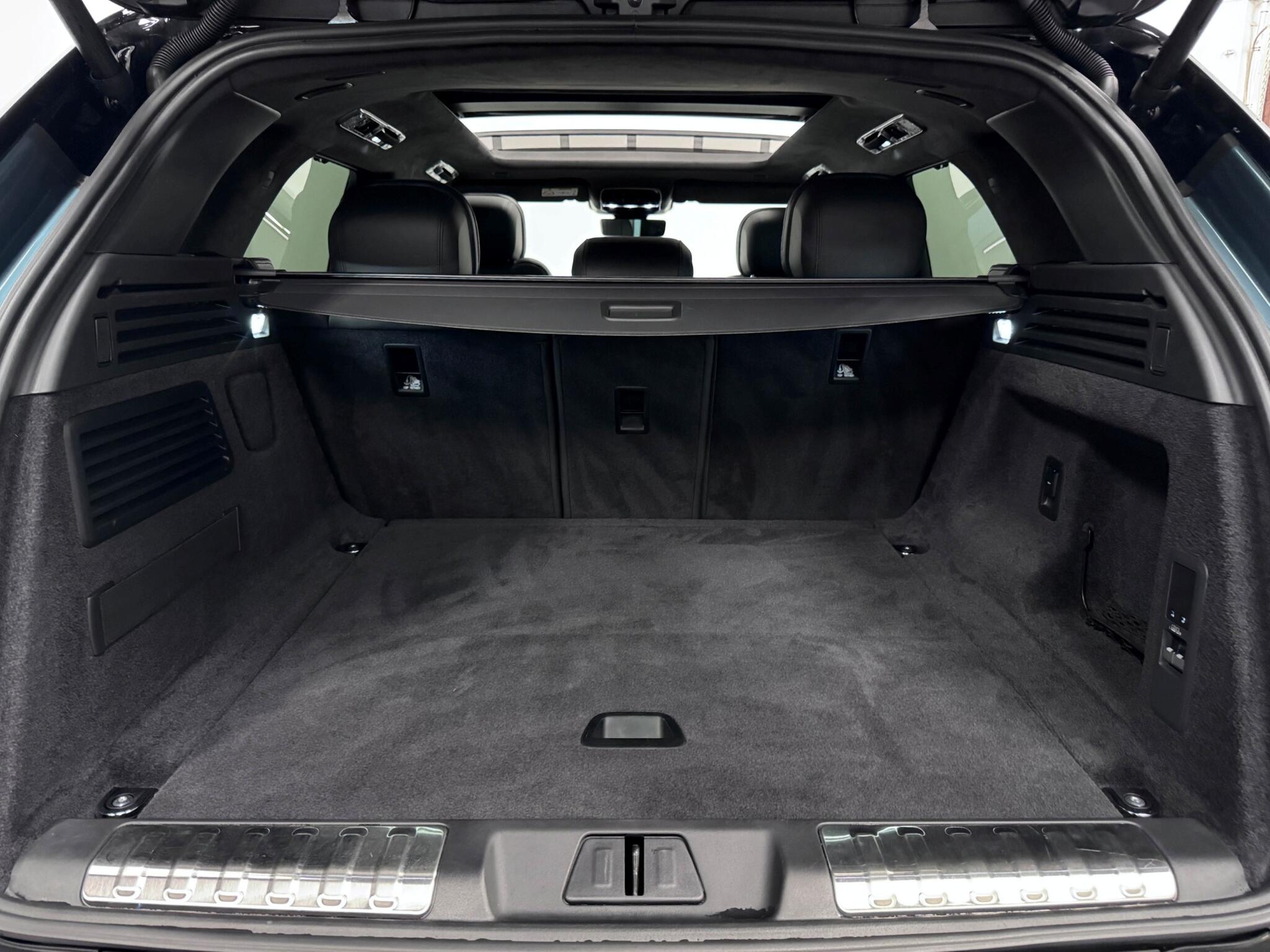 Land Rover Range Rover Sport view 7