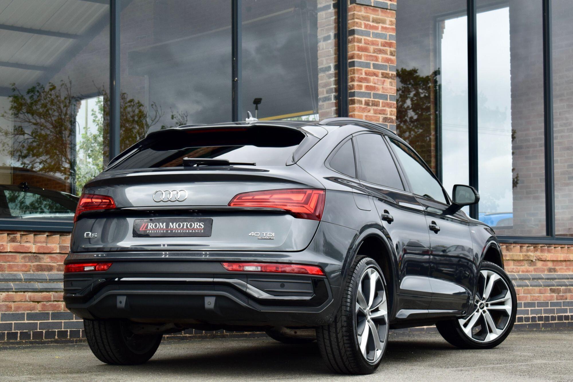 Audi Q5 view 34
