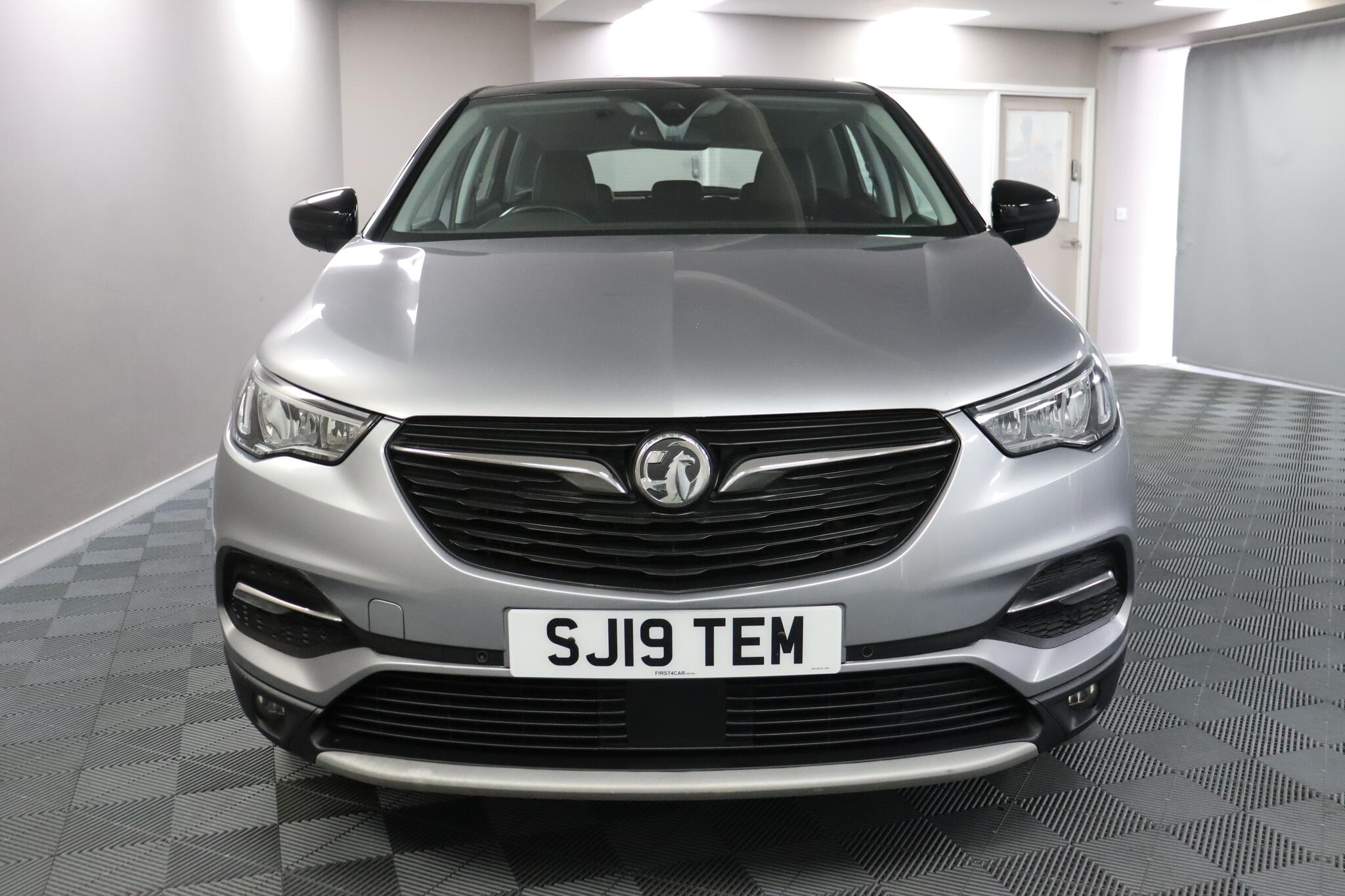 Vauxhall Grandland X view 11