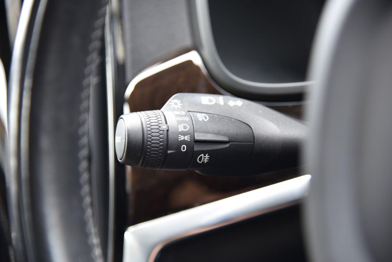 Volvo V90 view 32