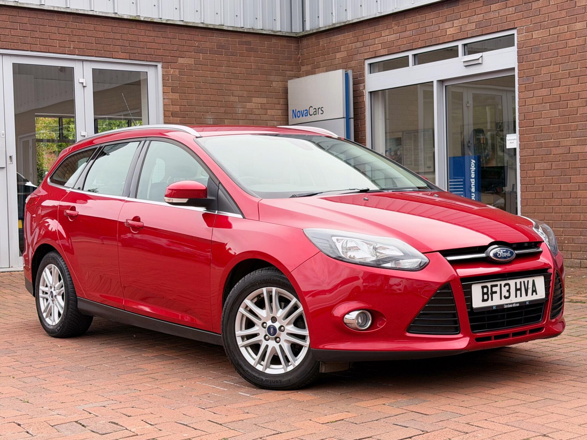 Ford Focus view 49