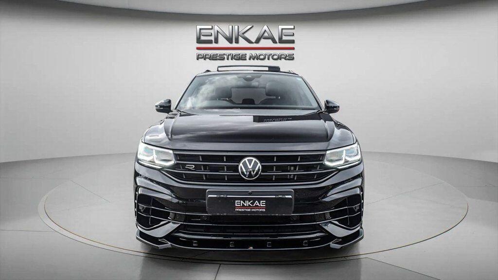 Volkswagen Tiguan view 6