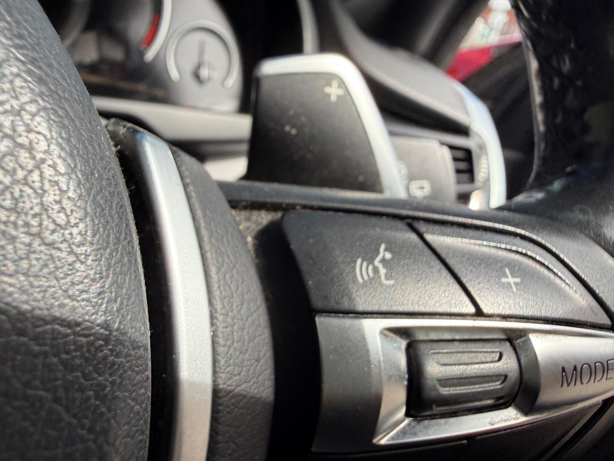 BMW X5 view 16