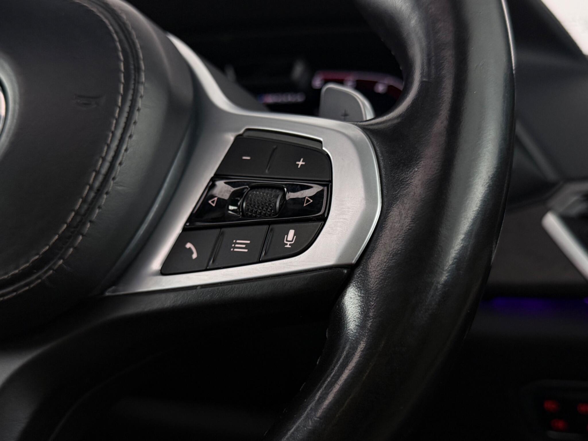 BMW X5 view 18