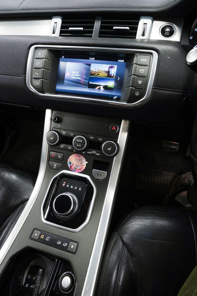 Land Rover Range Rover Evoque view 19