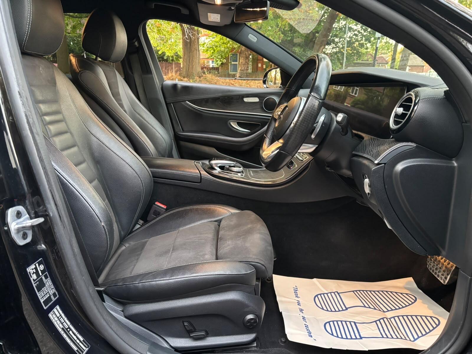 Mercedes-Benz E-Class view 12