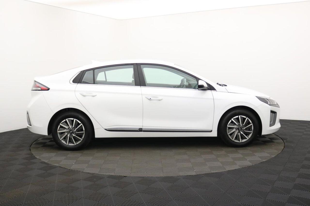 Hyundai Ioniq view 2
