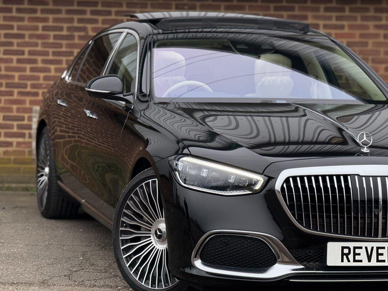 Mercedes-Benz S-Class view 75