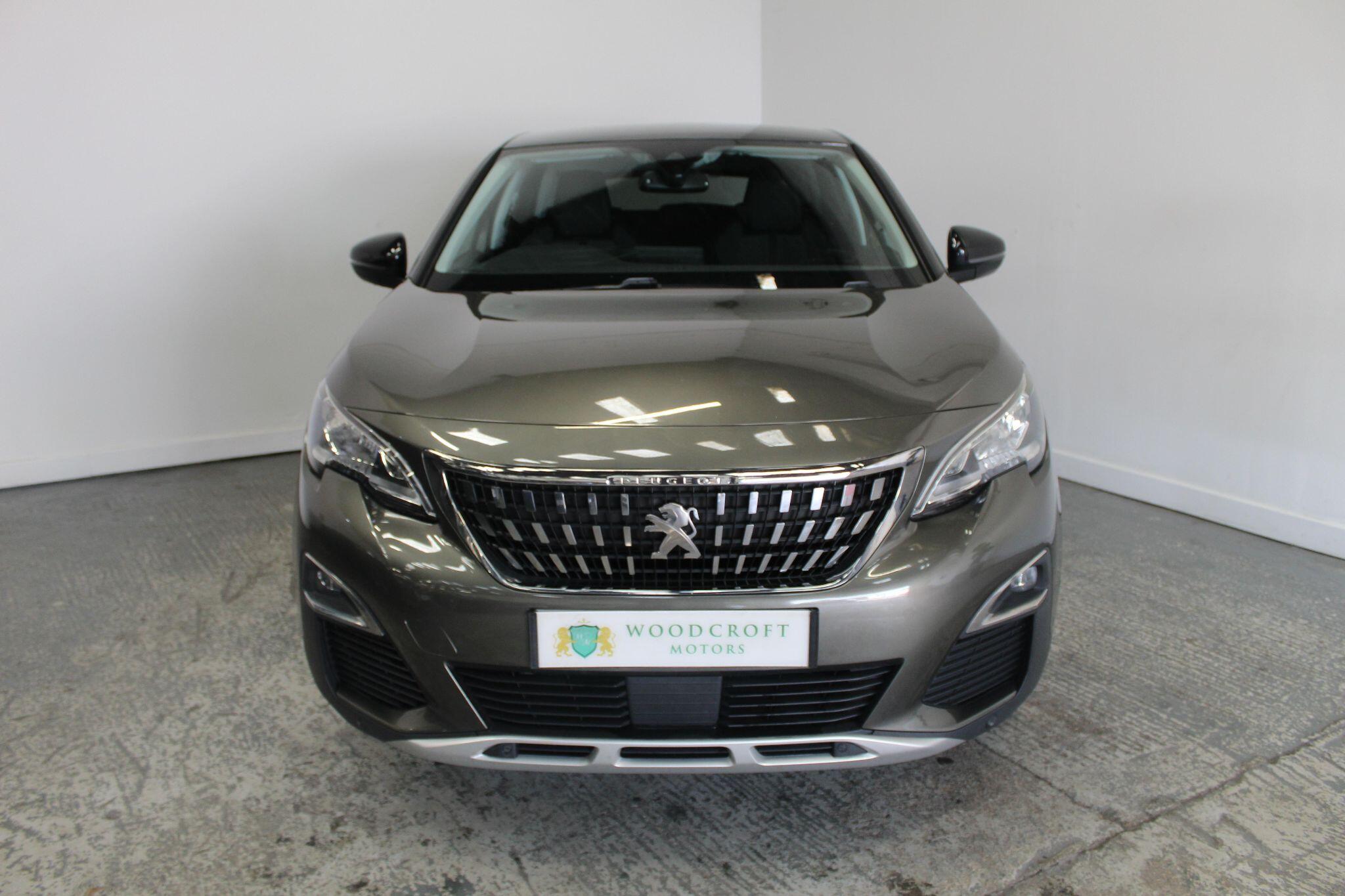Peugeot 3008 view 13