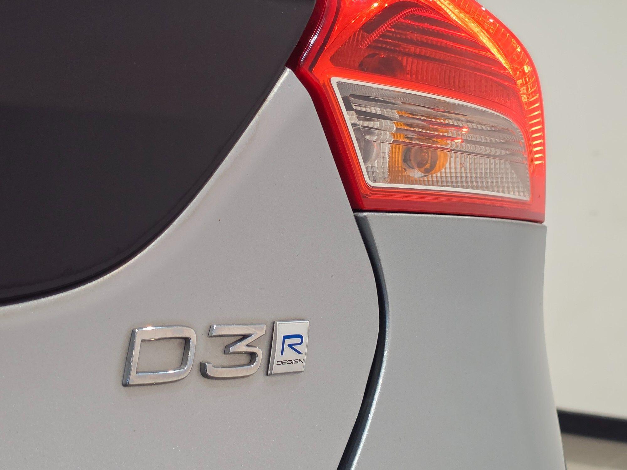 Volvo V40 view 51