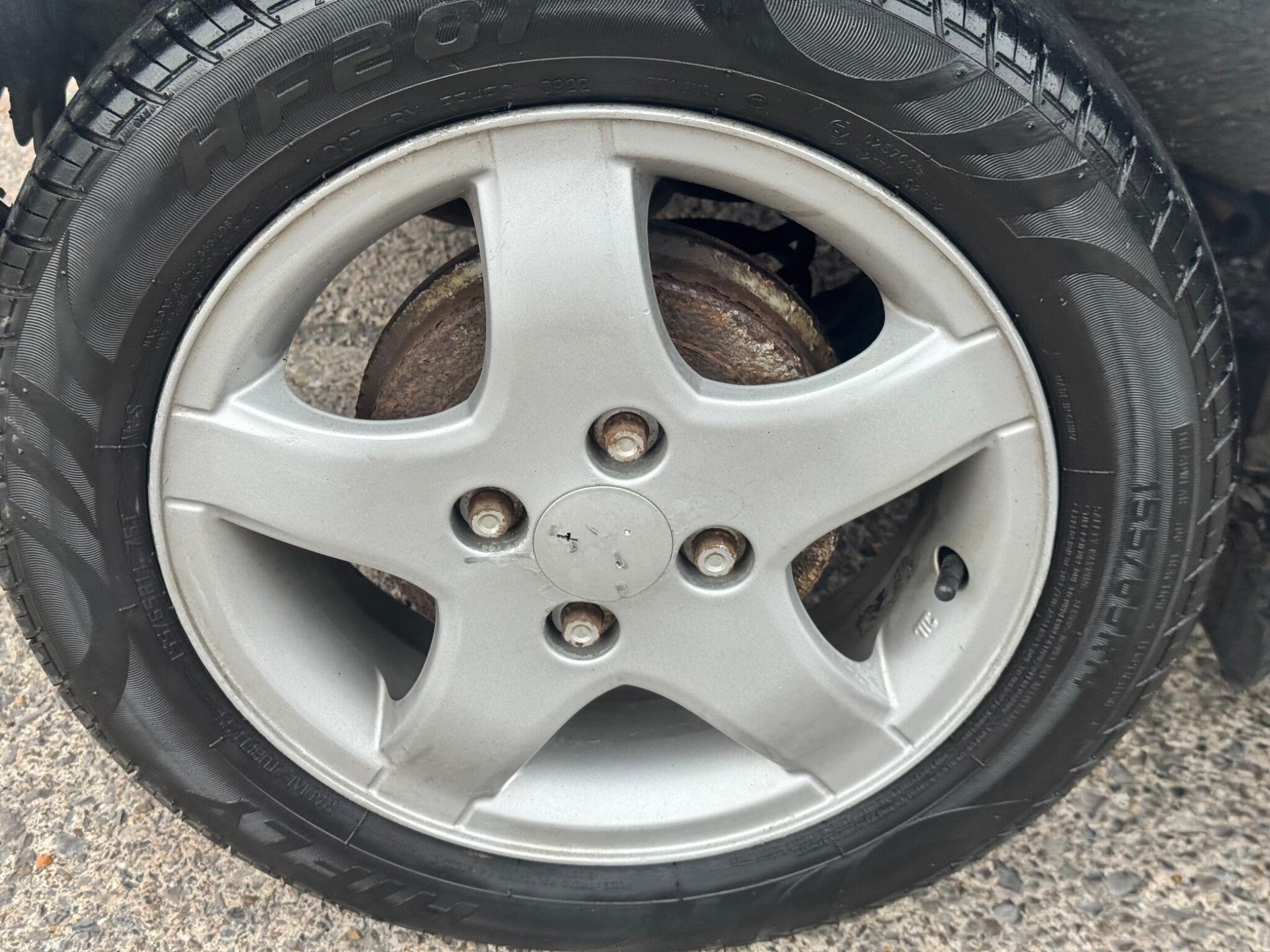 Peugeot 107 view 42