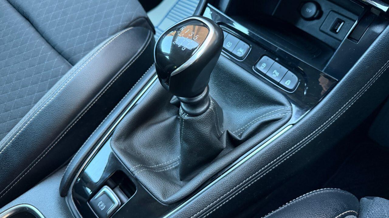 Vauxhall Grandland X view 30
