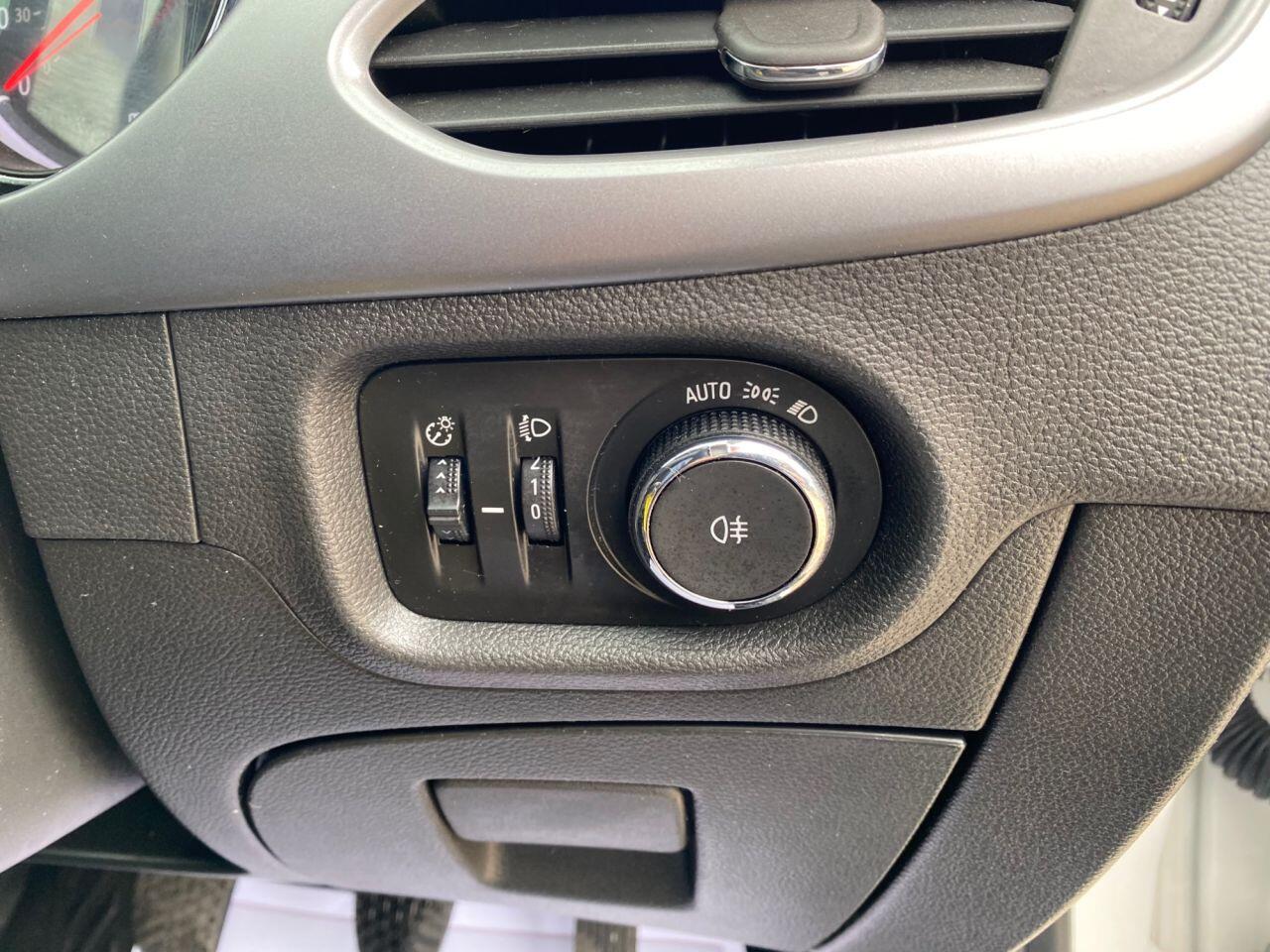 Vauxhall Astra view 31