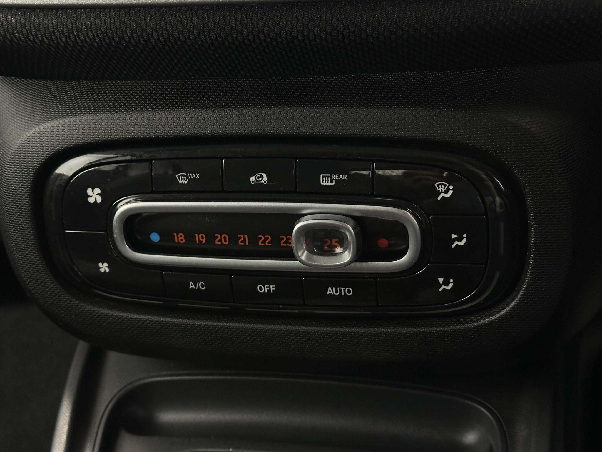 Smart Fortwo view 19