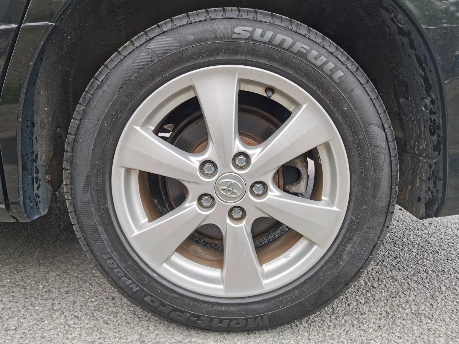 Toyota Estima view 27