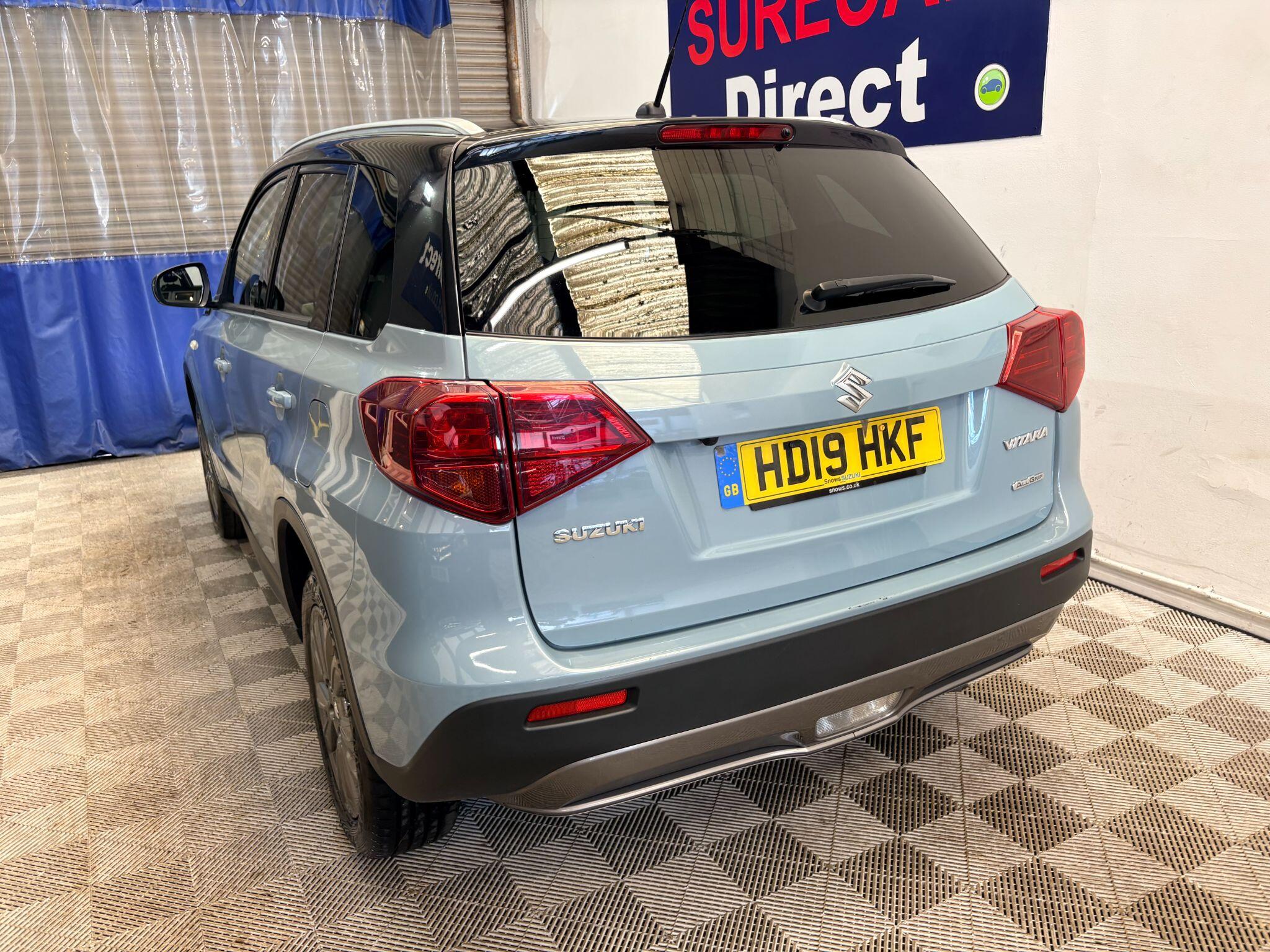 Suzuki Vitara view 16