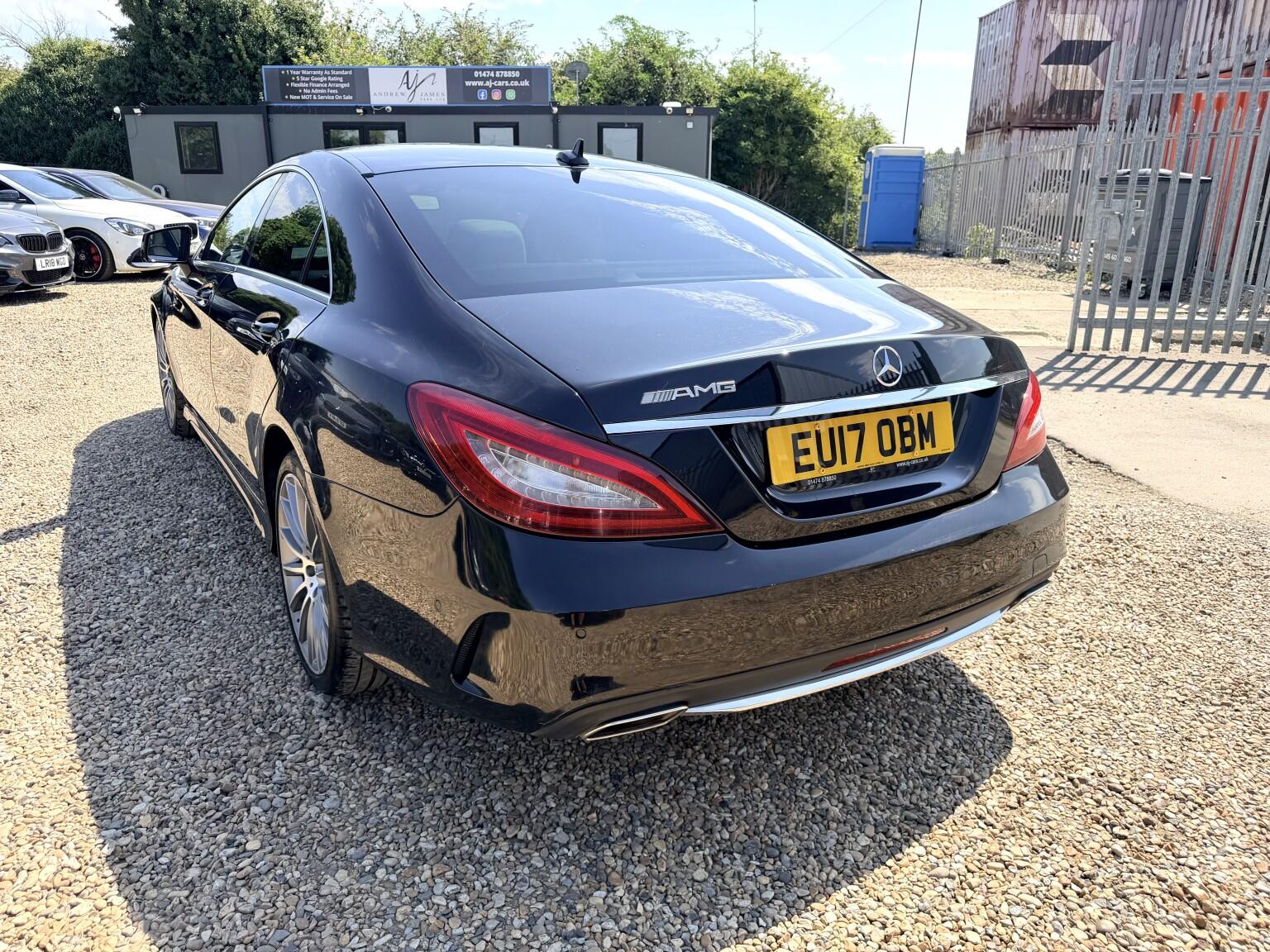 Mercedes-Benz CLS view 6