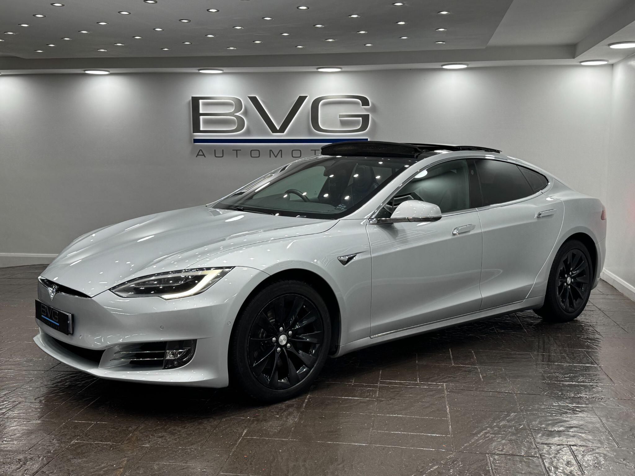 Tesla Model S view 6