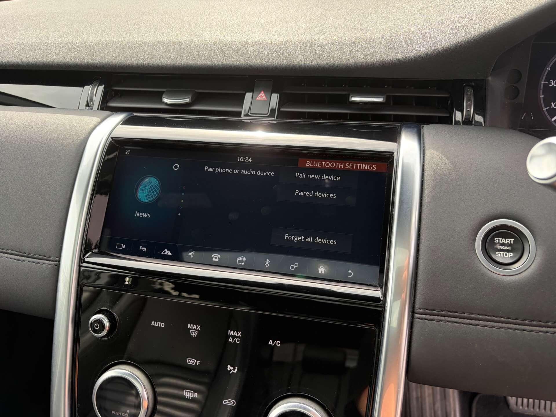 Land Rover Discovery Sport view 57