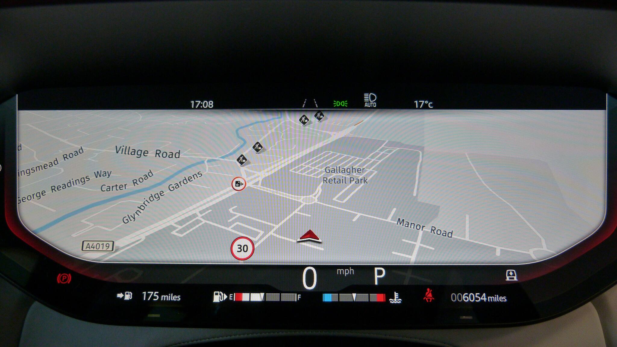 Land Rover Range Rover Sport view 25