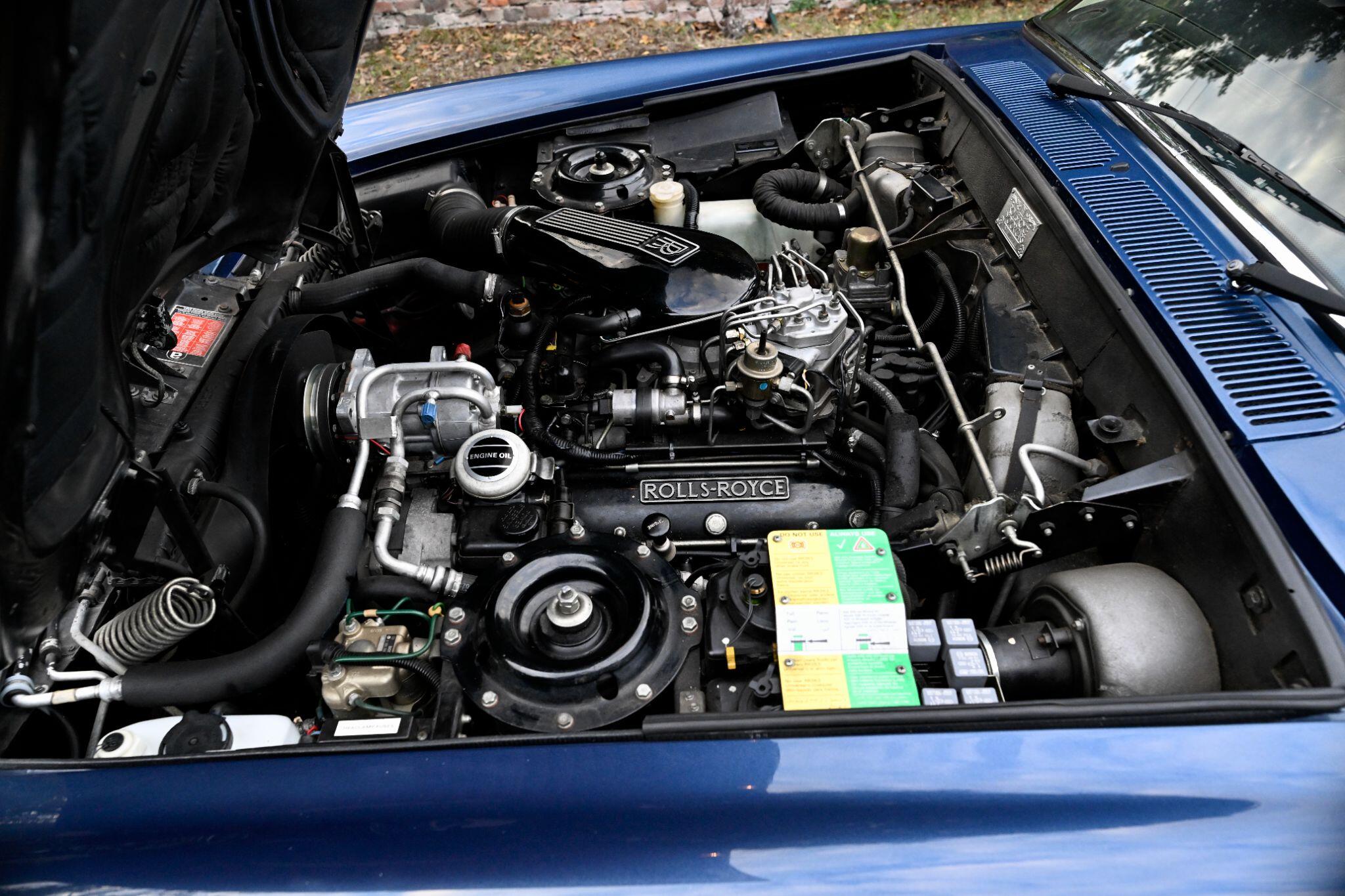 Rolls-Royce Corniche view 43