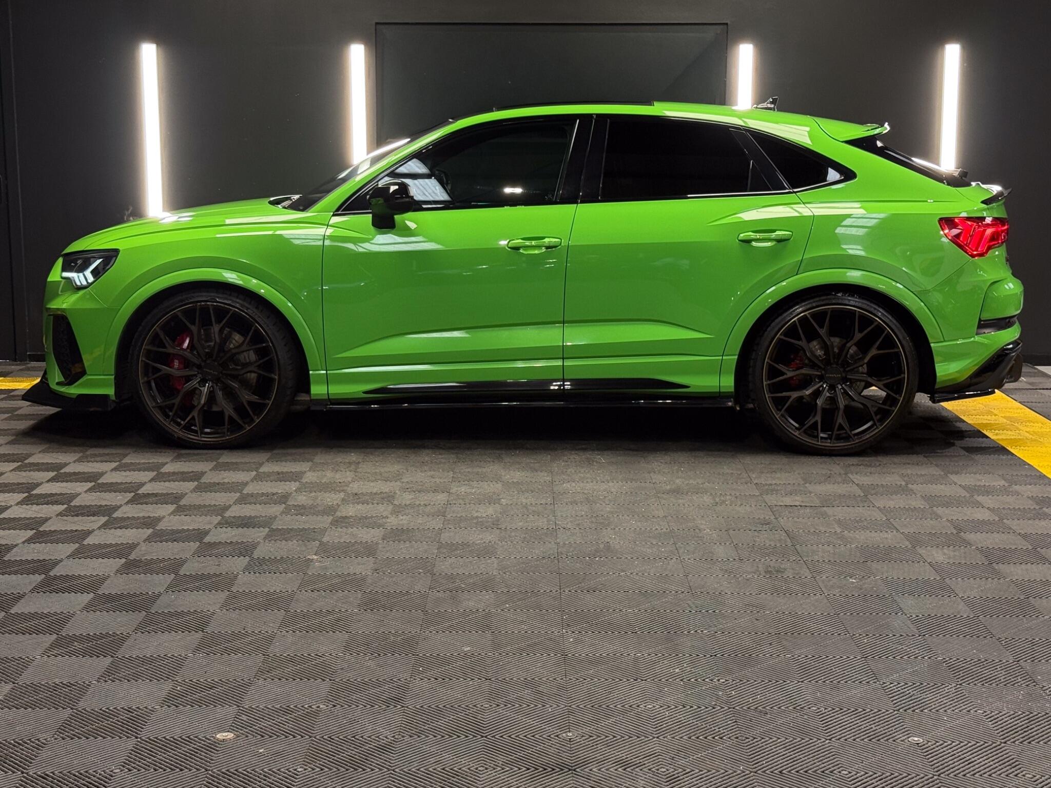 Audi RS Q3 view 3