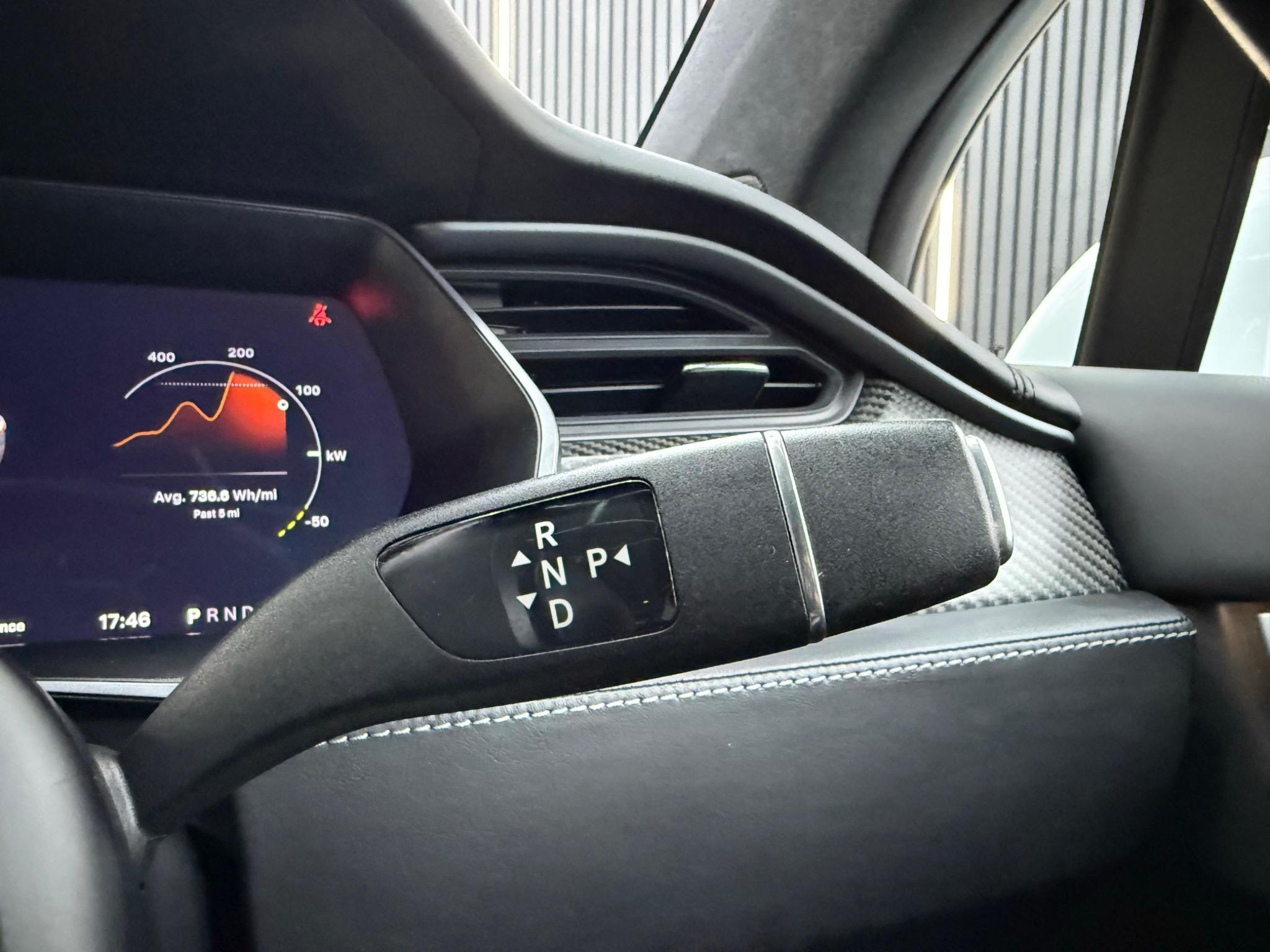 Tesla Model X view 23