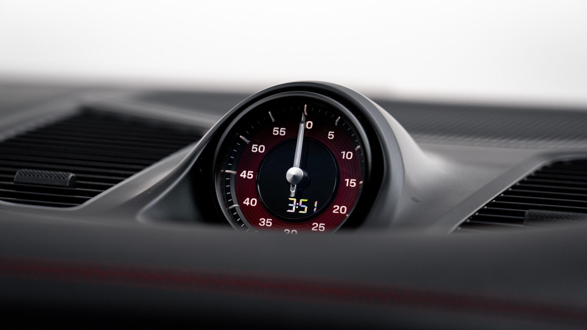 Porsche Cayenne view 51