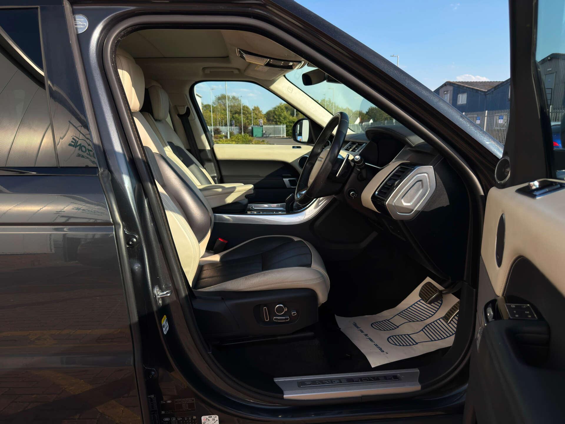 Land Rover Range Rover Sport view 21