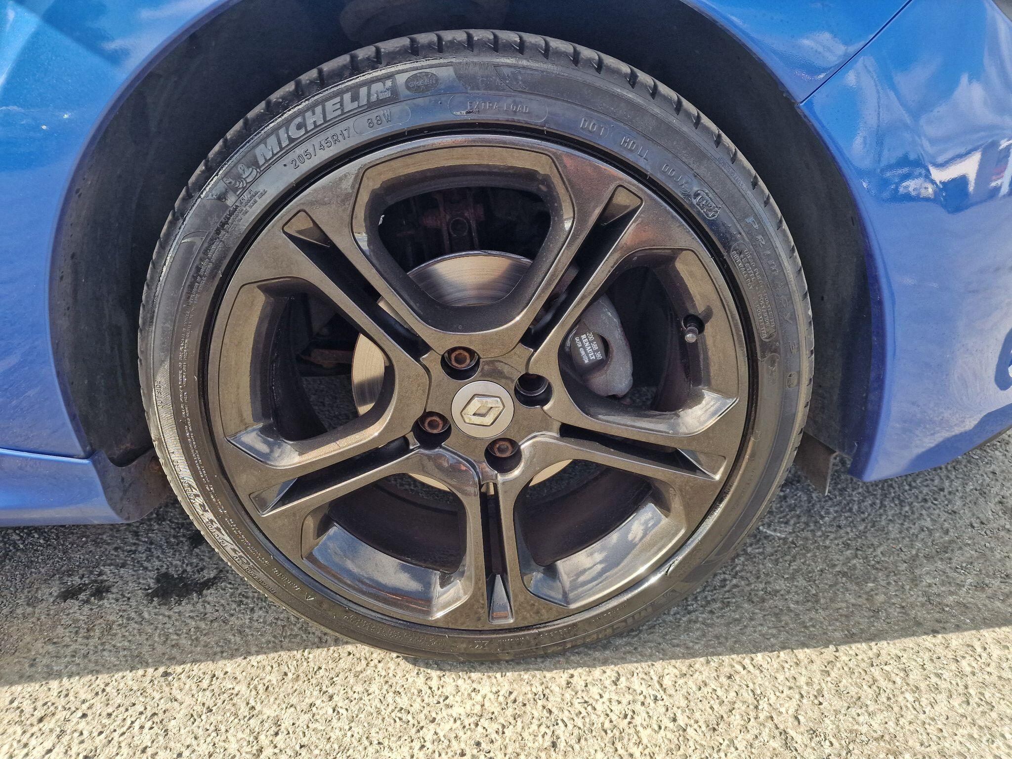 Renault Clio view 14
