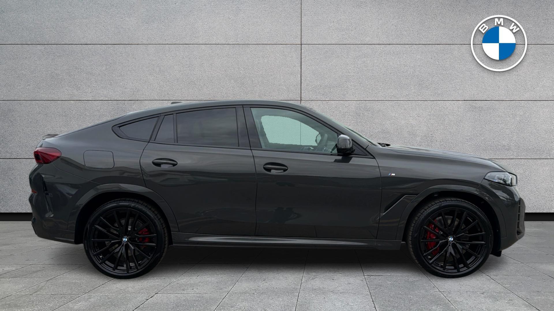 BMW X6 view 3