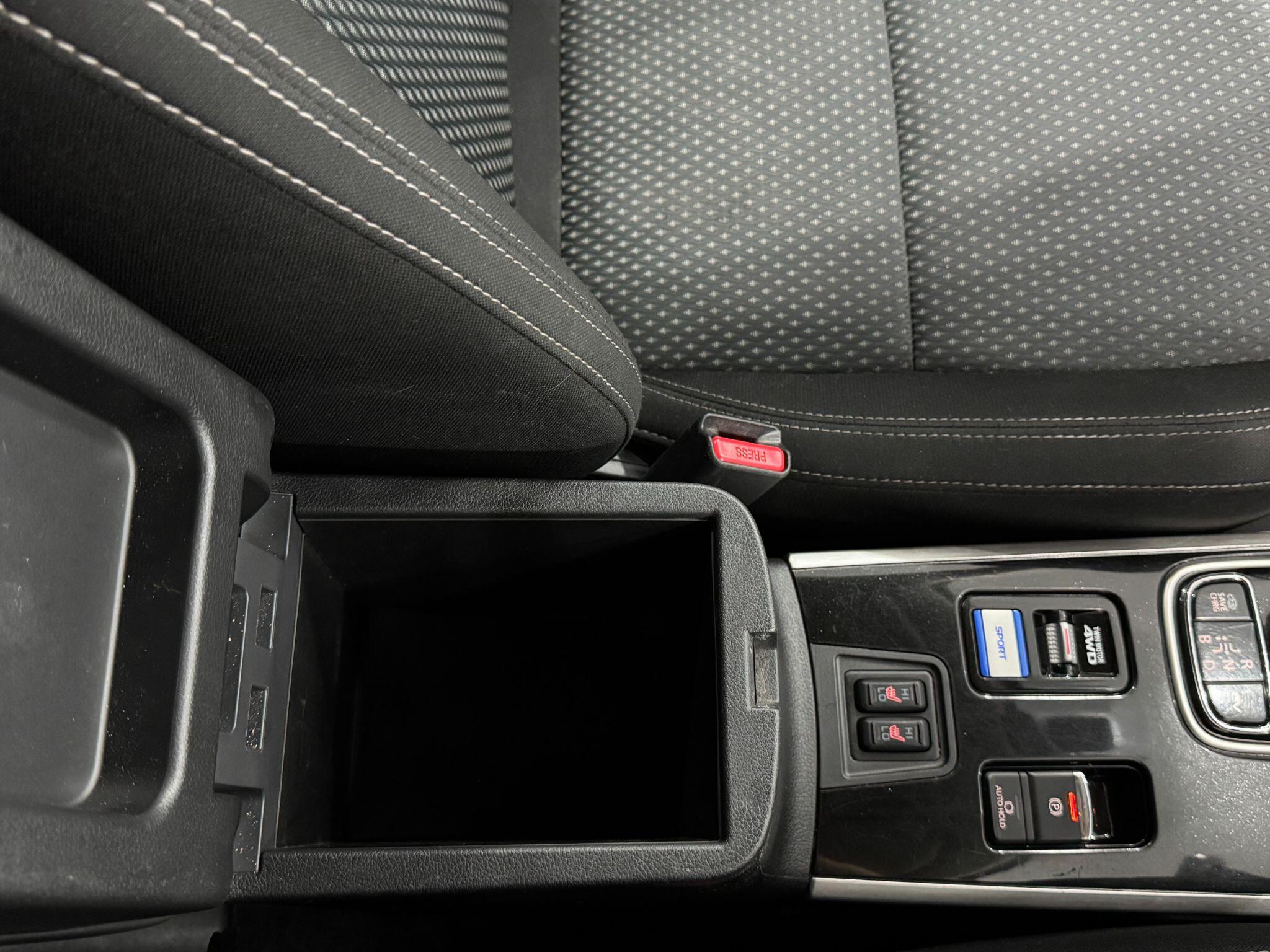 Mitsubishi Outlander view 49