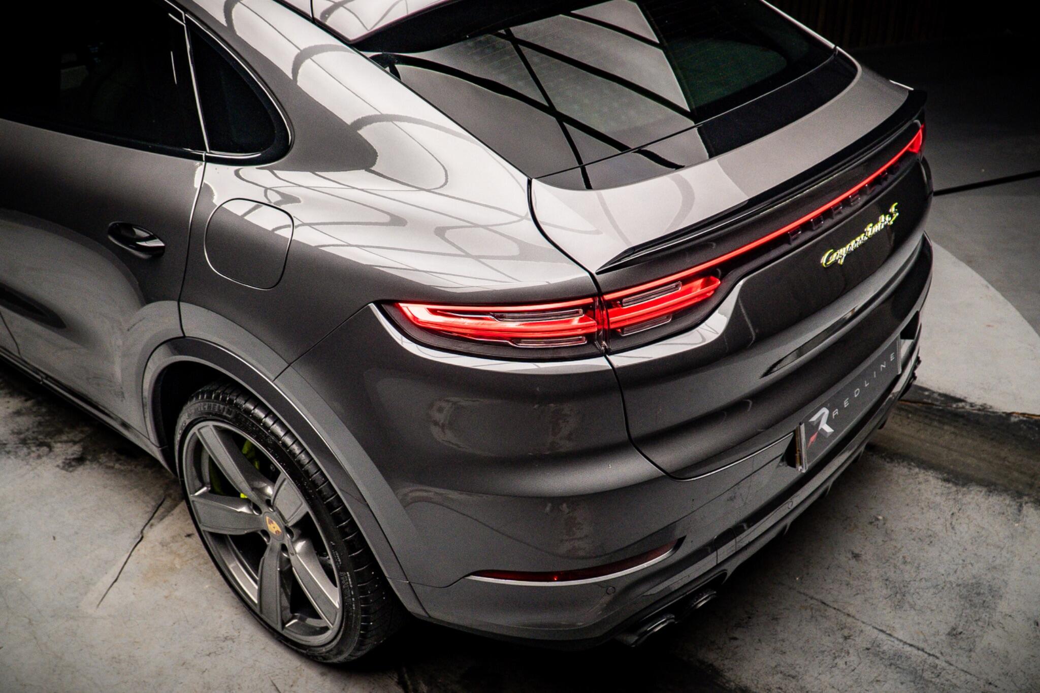Porsche Cayenne view 19