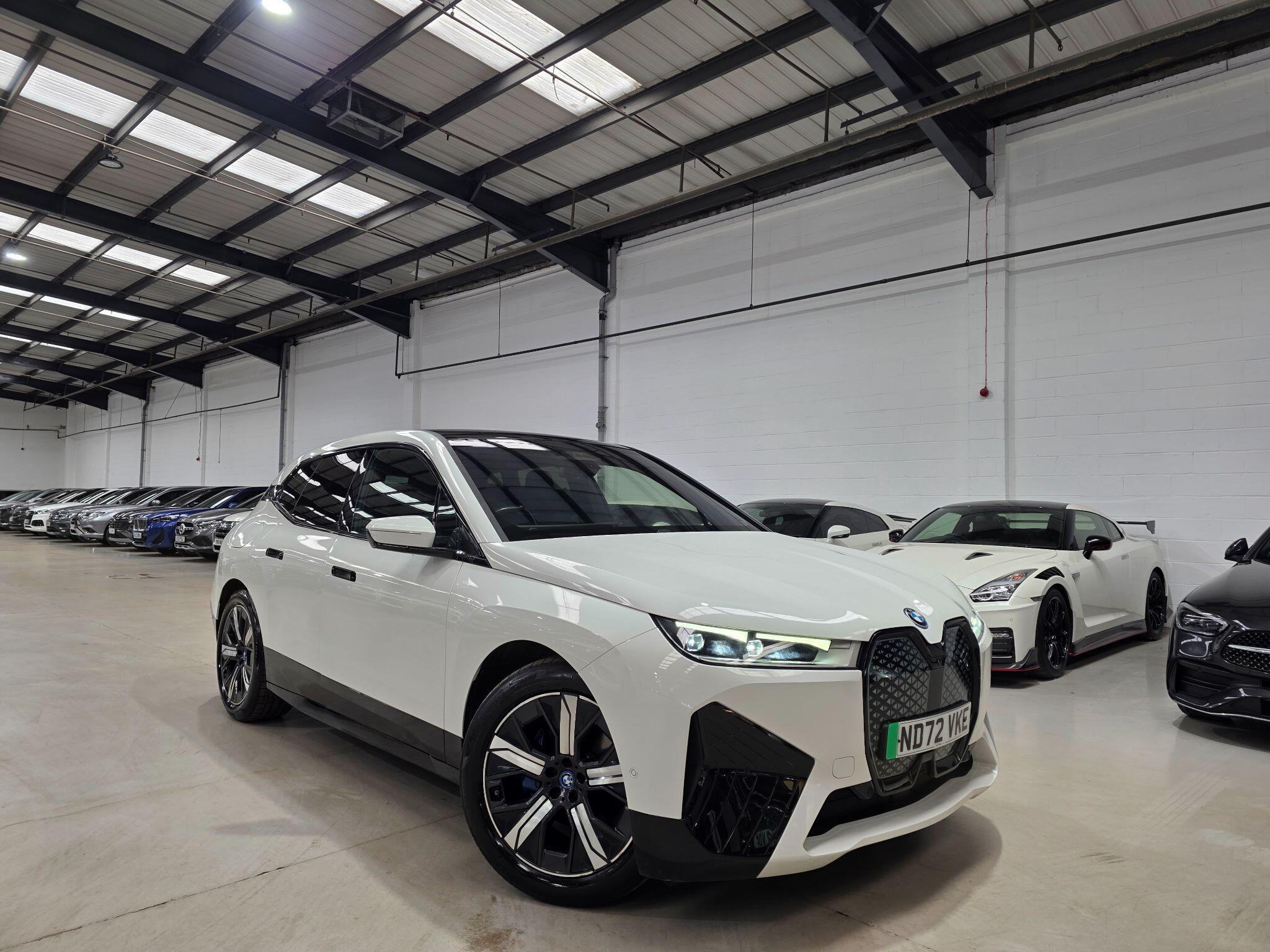 BMW Ix view 3