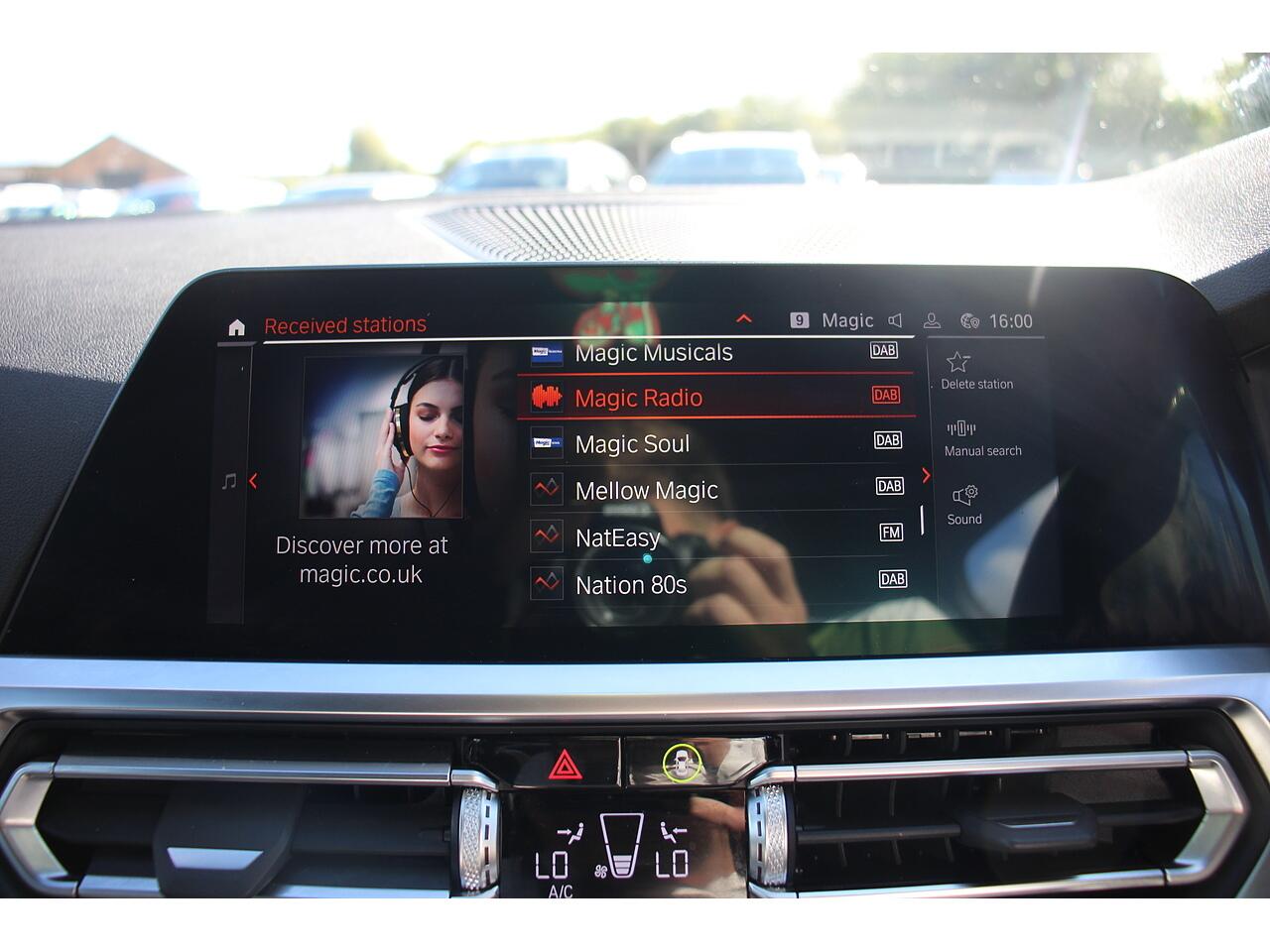BMW 2 Series view 24