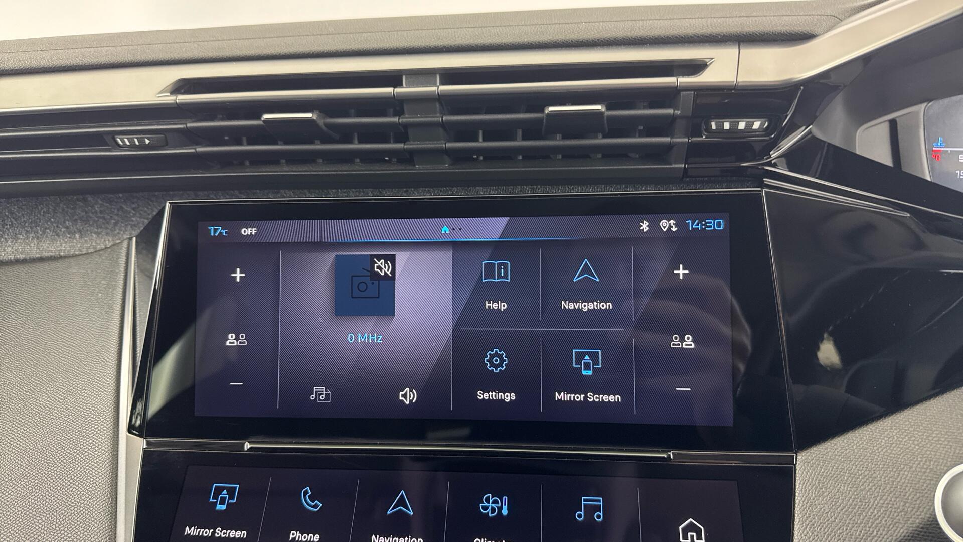 Peugeot 408 view 12