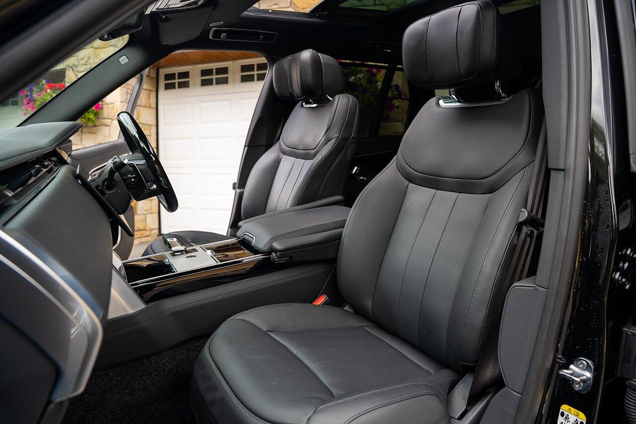 Land Rover Range Rover view 81