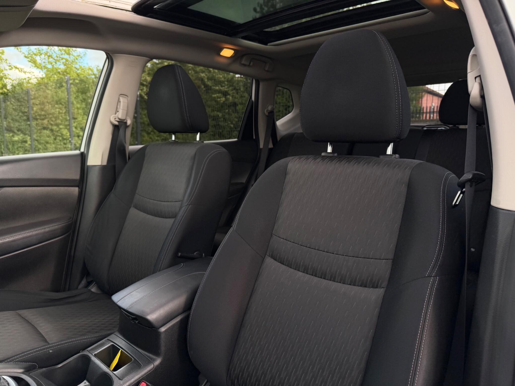 Nissan X-Trail view 30