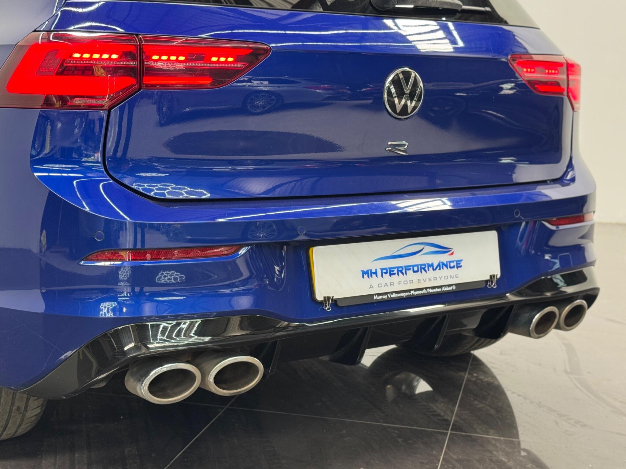 Volkswagen Golf view 19