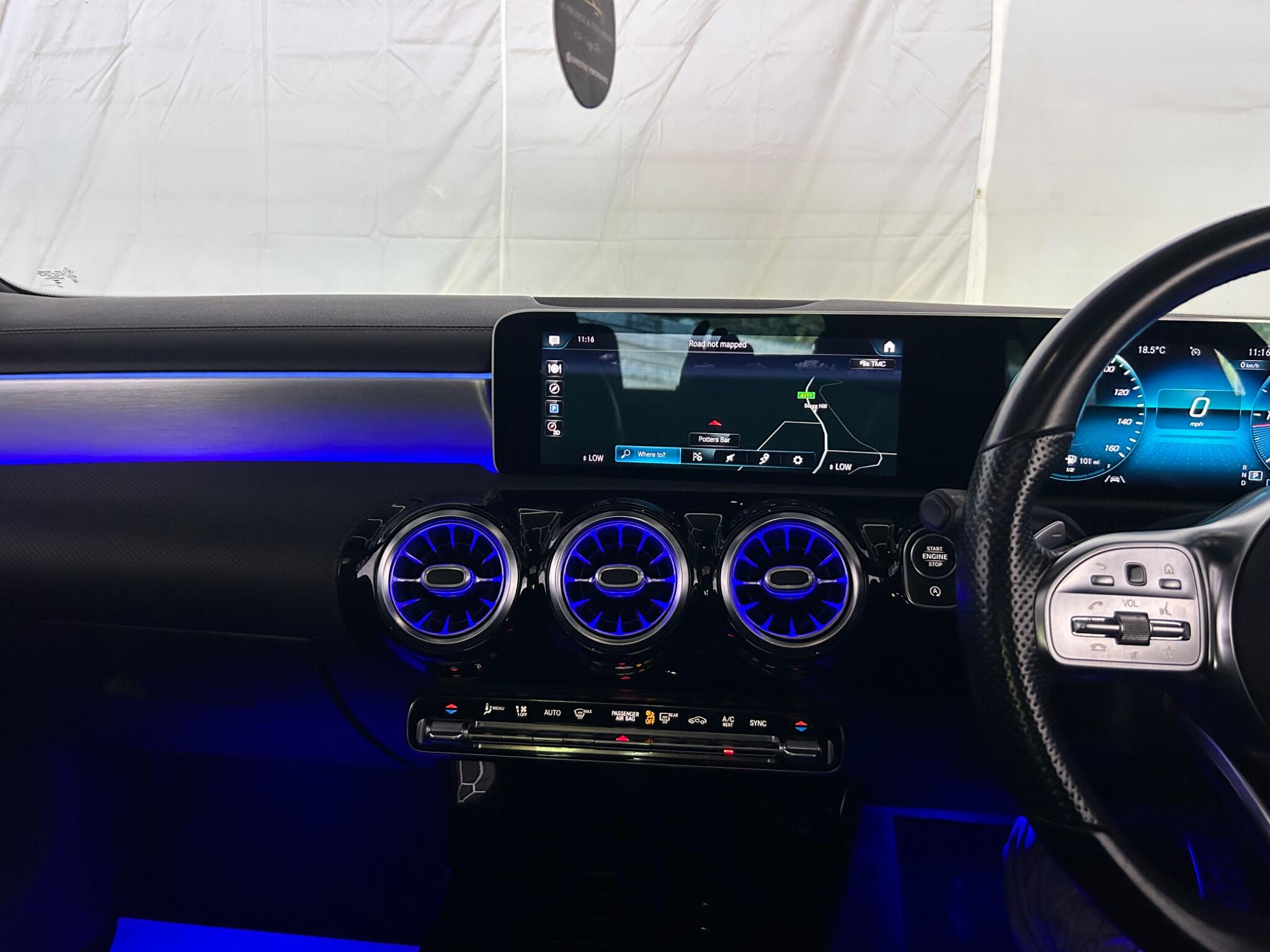 Mercedes-Benz Cla view 57