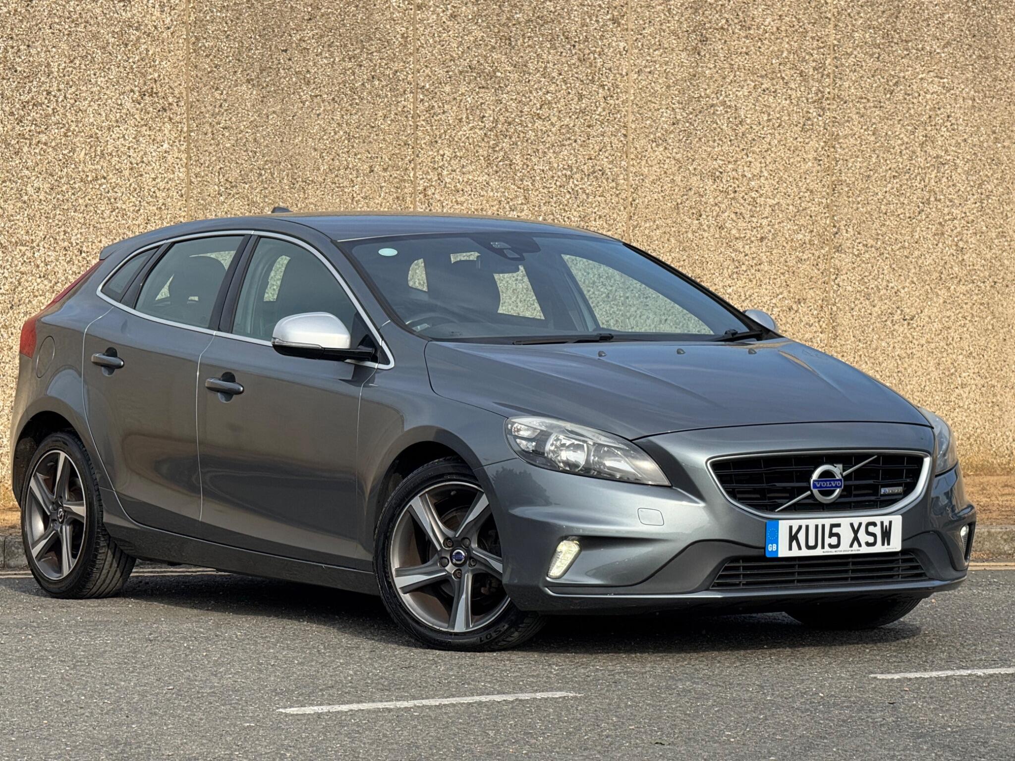 Volvo V40 view 9