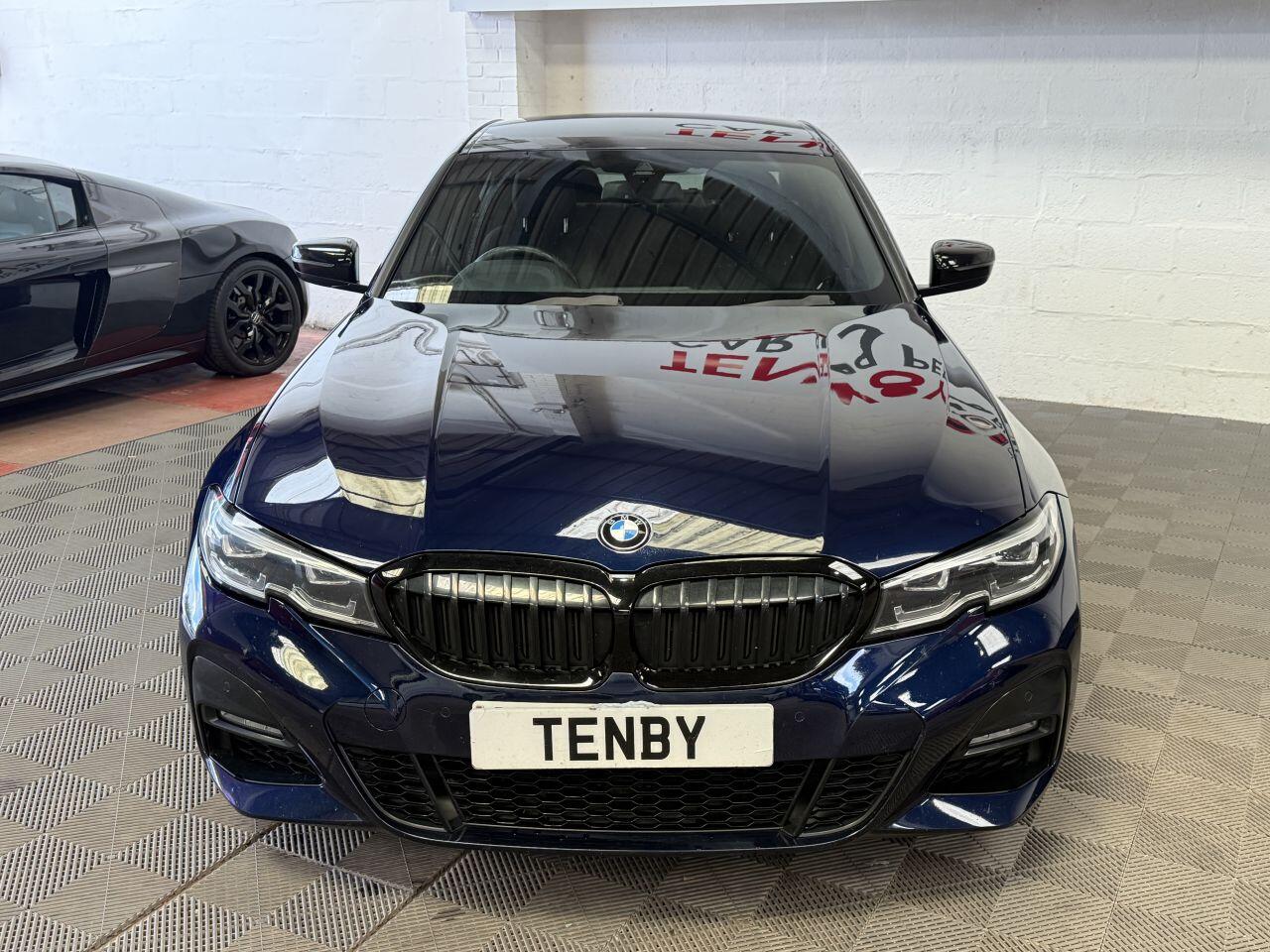 BMW 3 Series view 4