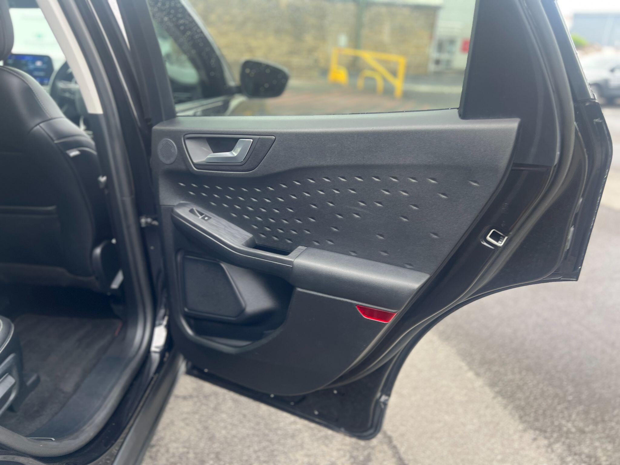 Ford Kuga view 21