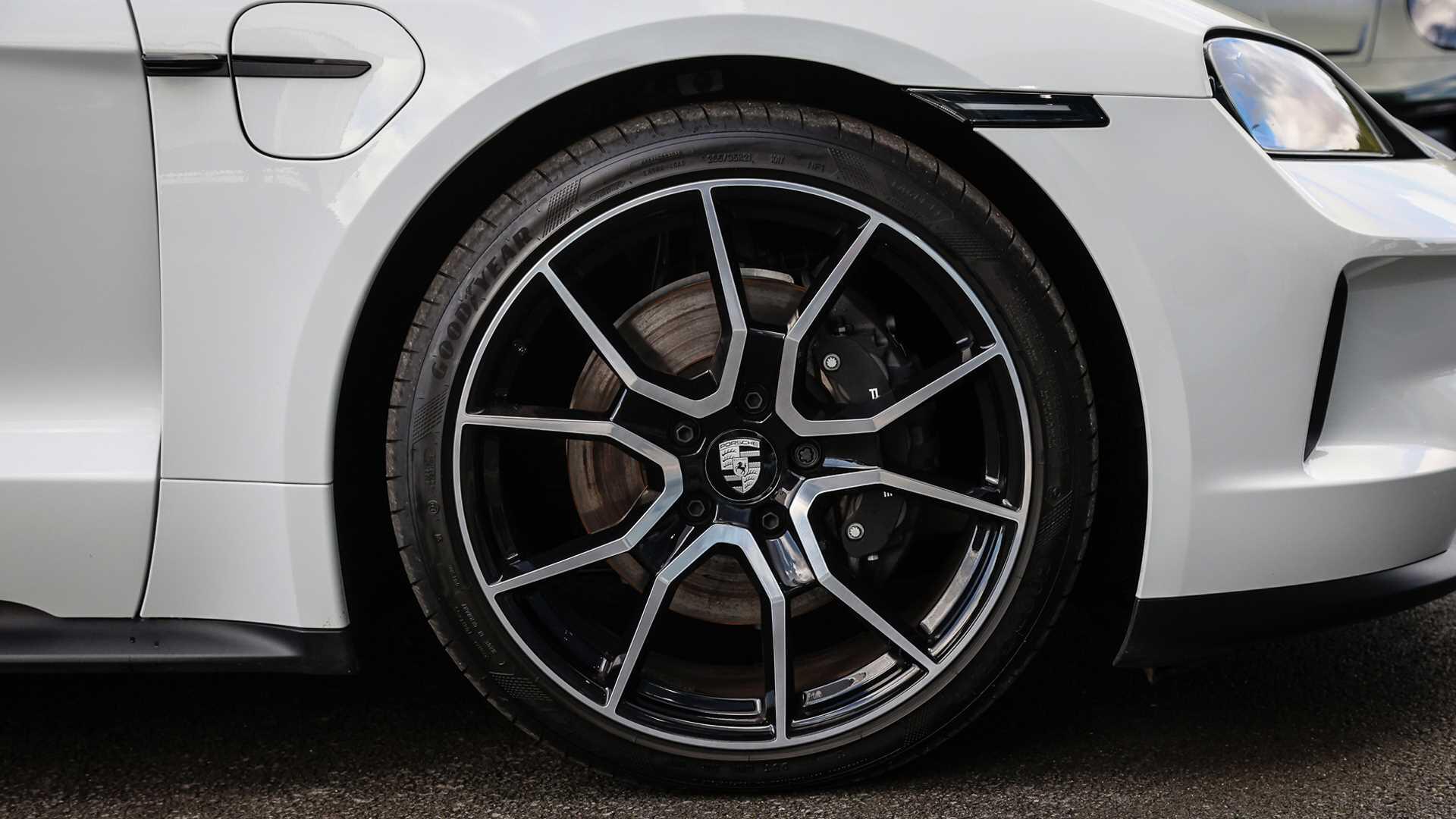 Porsche Taycan view 6