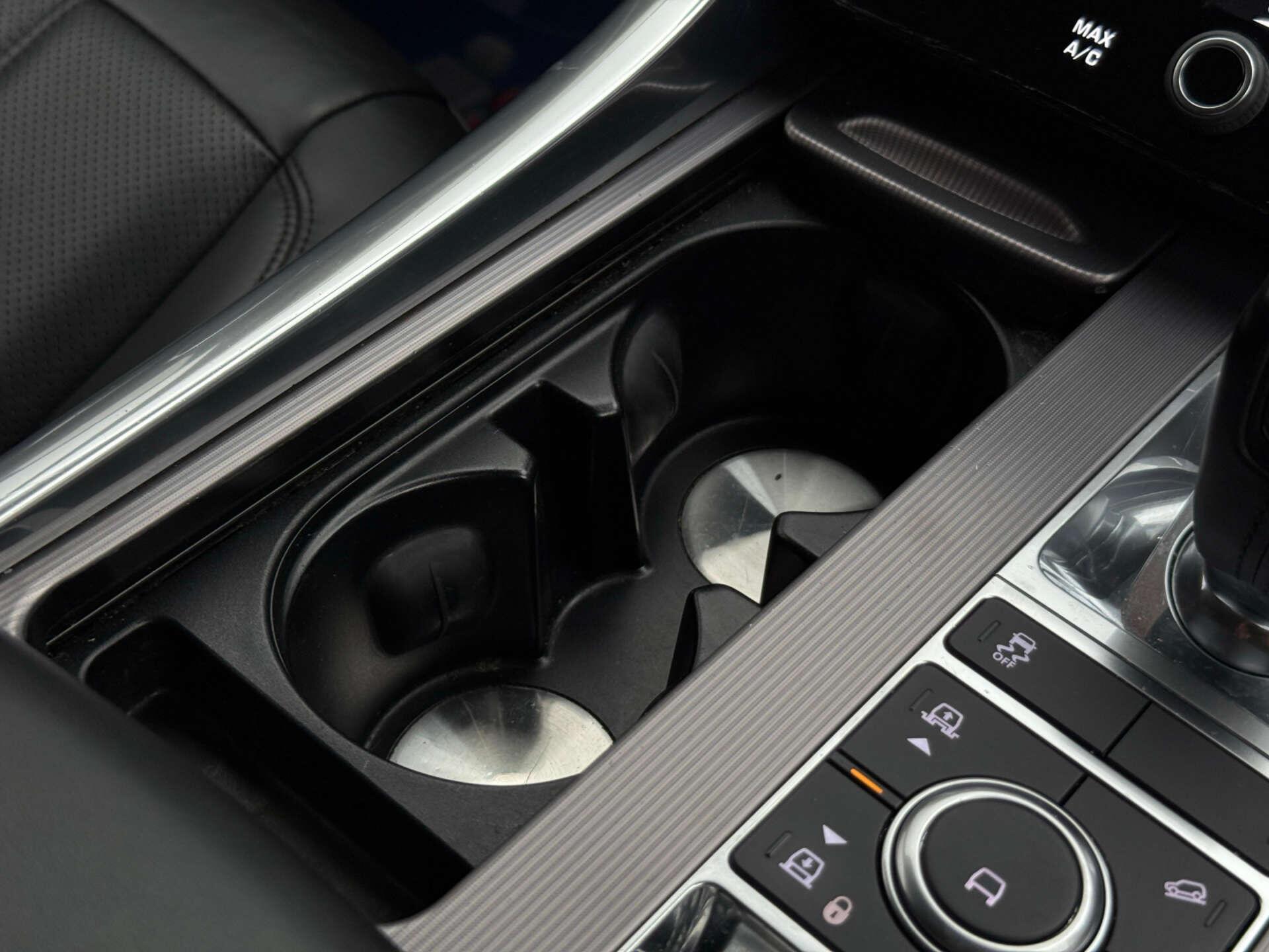 Land Rover Range Rover Sport view 64